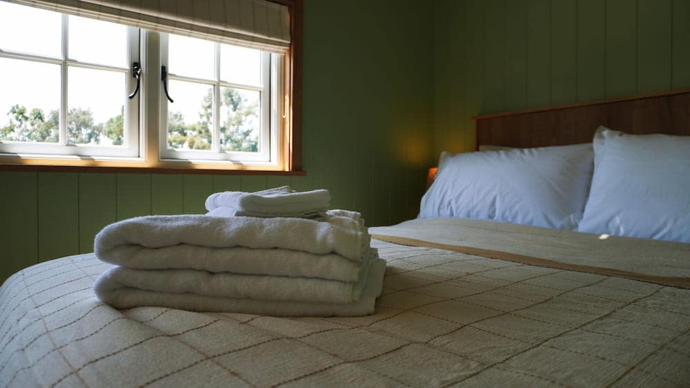 double bed with towels