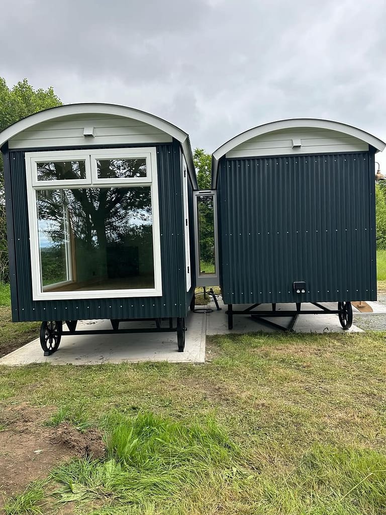 double shepherds hut